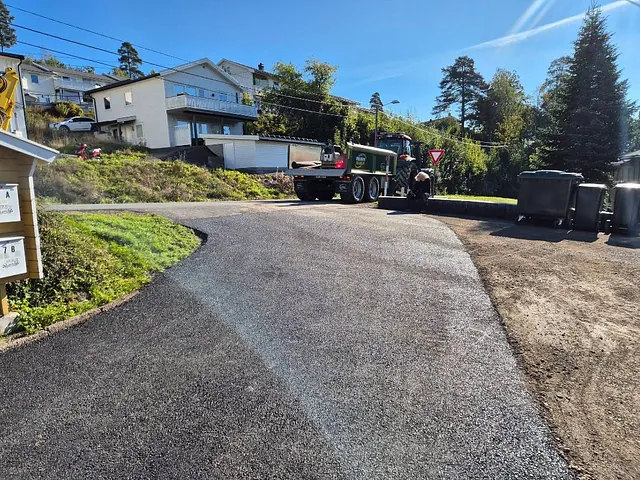 Nyasfaltert vei til borettslag